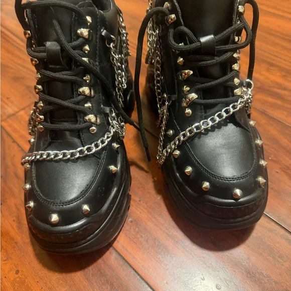 Antony wang Chunky Black Platform Sneakers with Silver Chain & Stud Details - Picture 6 of 15